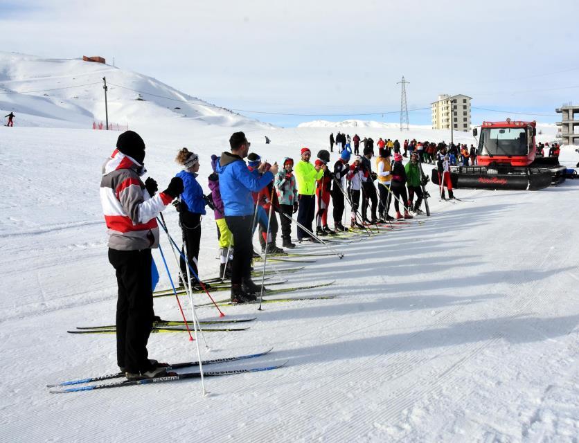 Bitlis’teki kayak hakemliği kursuna 172 kişi katıldı