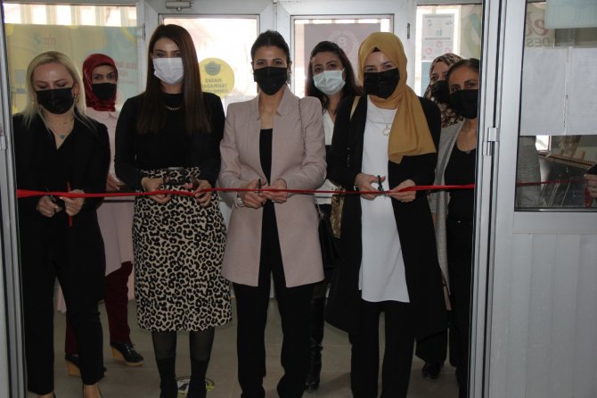 Hakkari Halk Eğitimi Merkezi Fabrika gibi çalışıyor