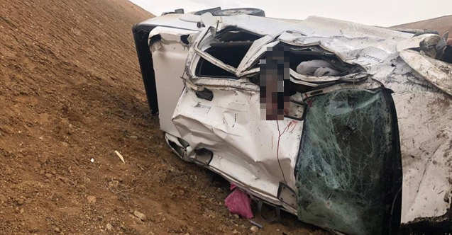 Hakkari-Van karayolunda trafik kazası: 2 ölü, 4 yaralı