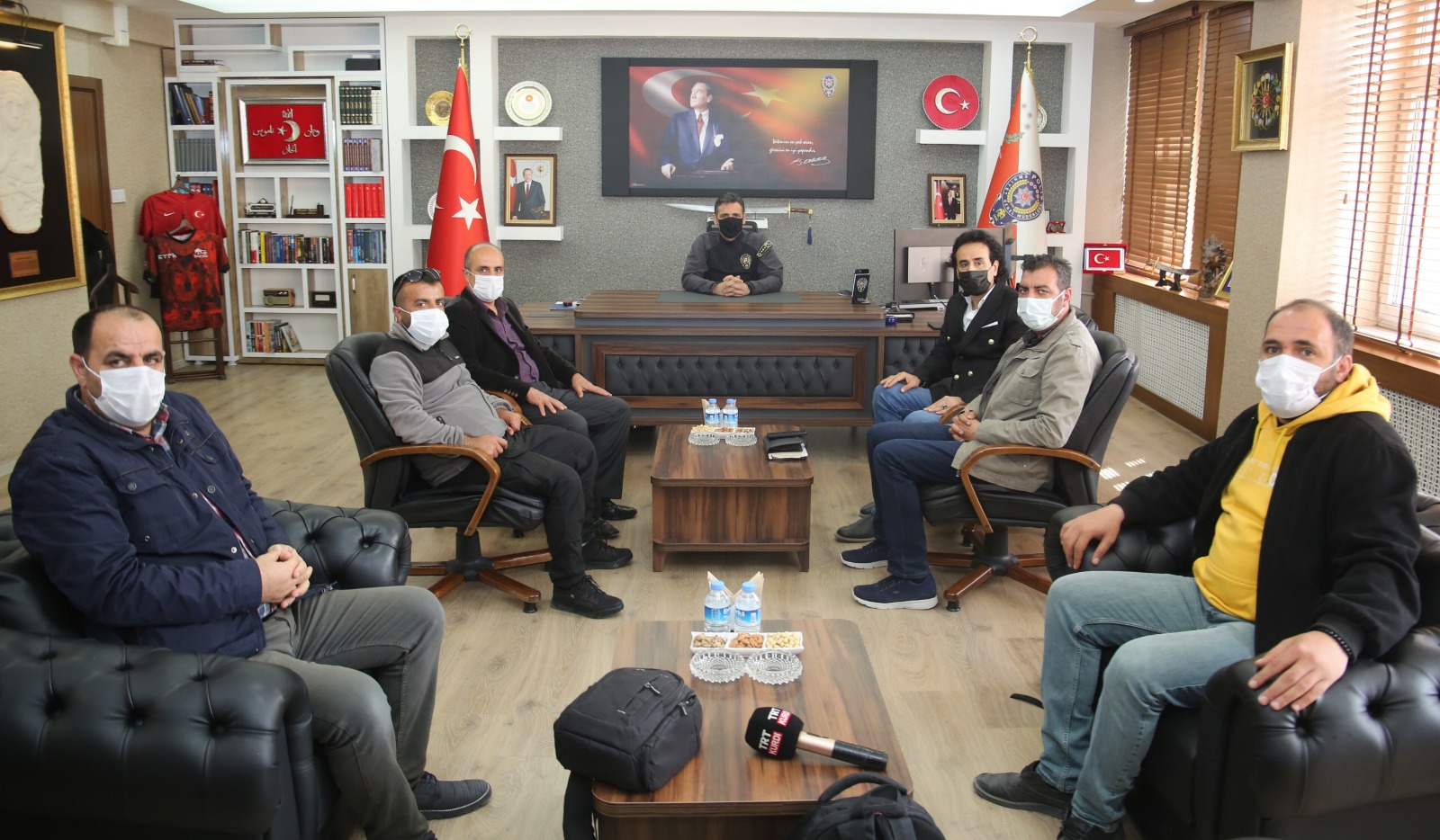 Atanur AYDIN: Hakkari’de Mutluyuz.