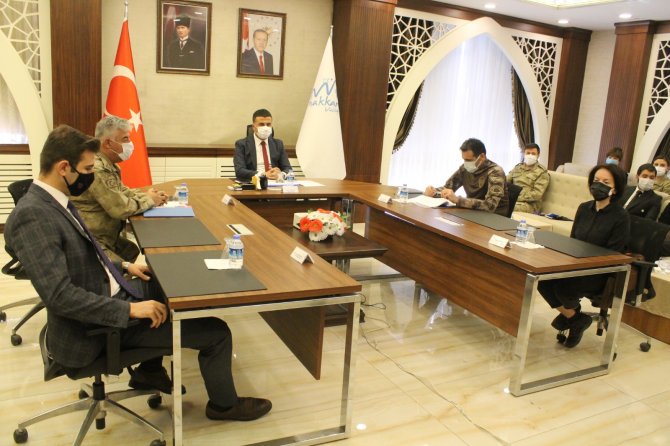 Hakkari’de kadına yönelik şiddet toplantısı