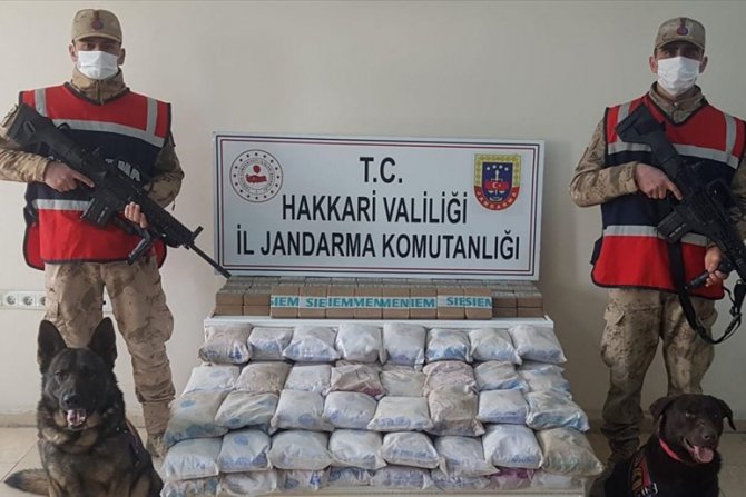 Yüksekova kırsalında uyuşturucu ele geçirildi