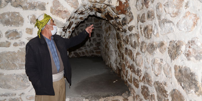 Çukurca'daki tarihi Emir Şaban Camisi restore ediliyor