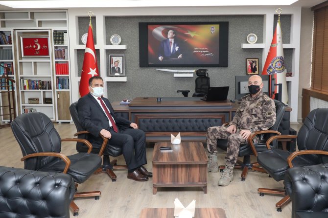 Vali Akbıyık'tan Müdür Pınar'a hayırlı olsun ziyareti