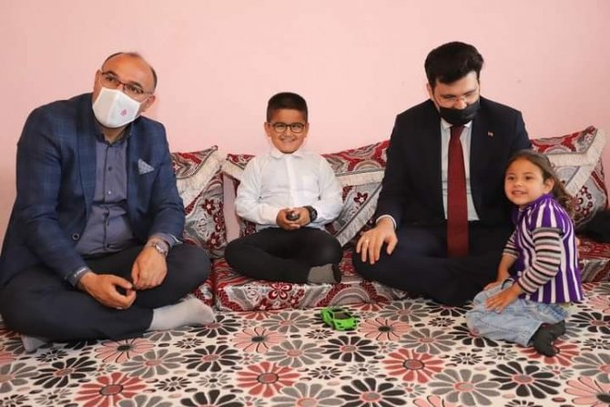 Özel eğitimli çocuklara anlamlı ziyaret