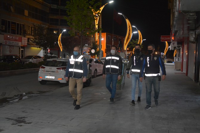 Hakkari polisi gece denetiminde