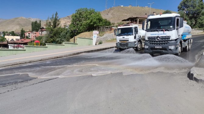 Kısıtlamada Hakkari caddeleri pırıl pırıl