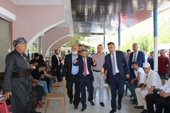 CHP’nin “Doğu Masası'' Hakkari'de katılım töreni yaptı