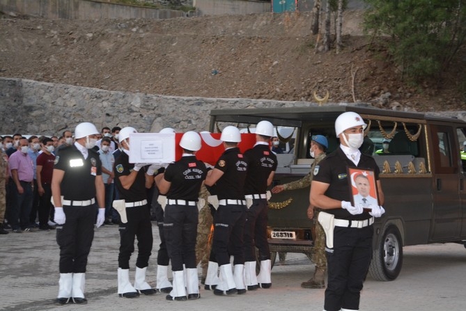 Şehit Emniyet Müdür Yardımcısı Cevher için tören düzenlendi