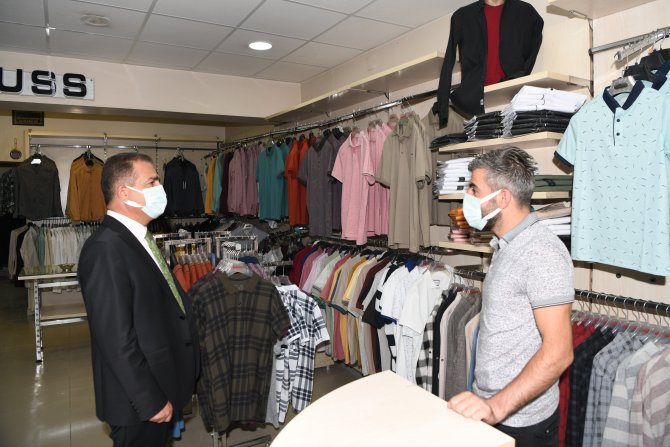 Hakkari Valisi Akbıyık esnafları ziyaret etti