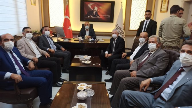 Hakkari AK Parti İl Teşkilatı Çukurca'yı ziyaret etti