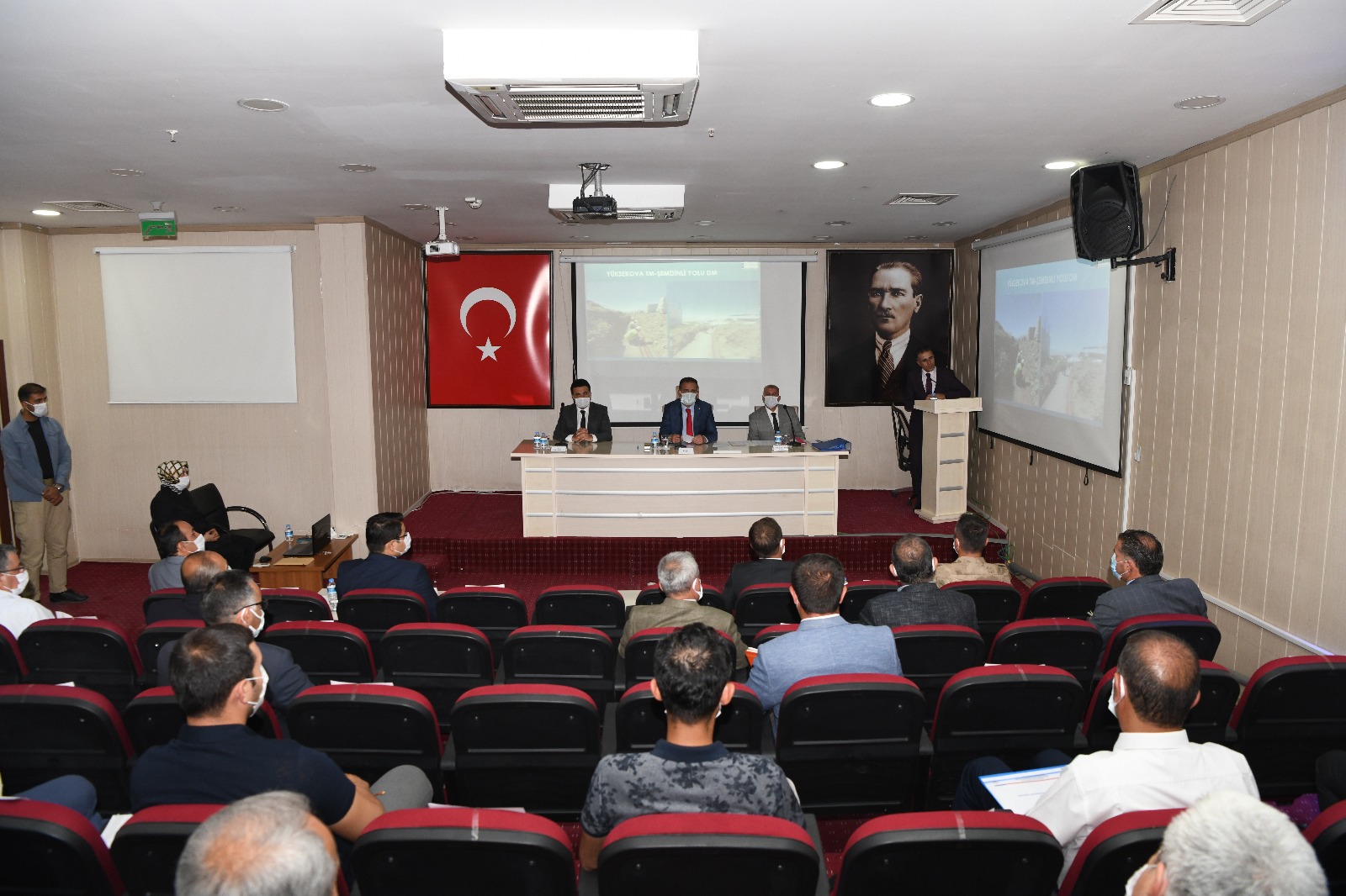2021 Yılı 3. Dönem İl Koordinasyon Kurulu Toplantısı Valimiz/Belediye Başkan V. Sayın İdris Akbıyık başkanlığında gerçekleştirildi.