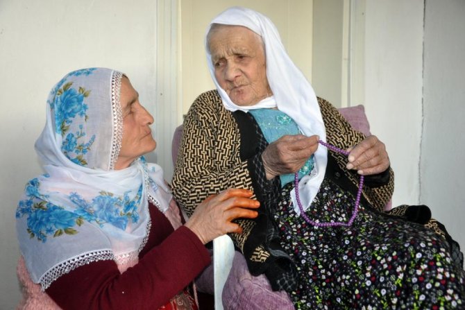 103 yaşındaki nineden aşı uyarısı