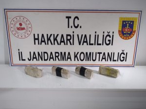 Yüksekova'da uyuşturucu ele geçirildi