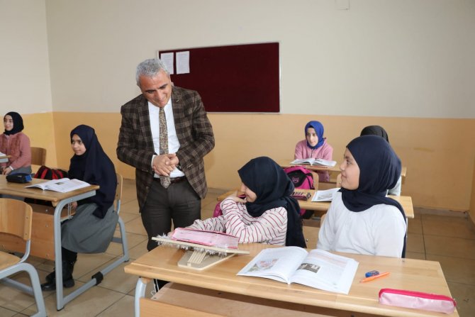 Hafızlık Ortaokulu Başarısıyla Dikkati Çekiyor
