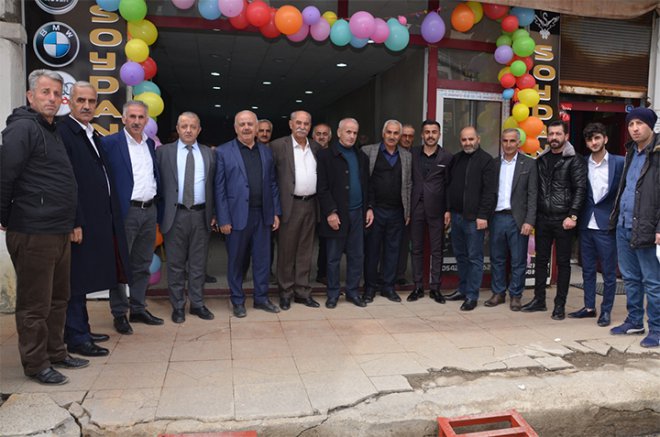 Yüksekova’da Soydan Auto açıldı