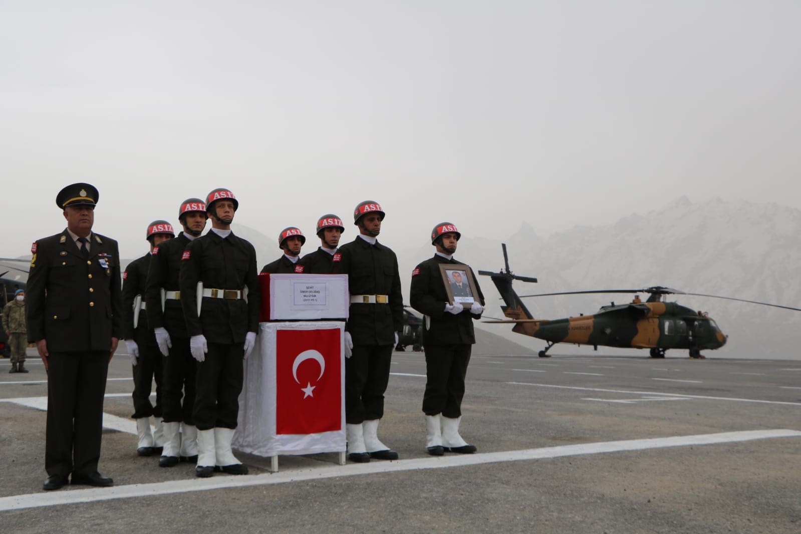 Hakkari'de şehit asker için tören düzenlendi