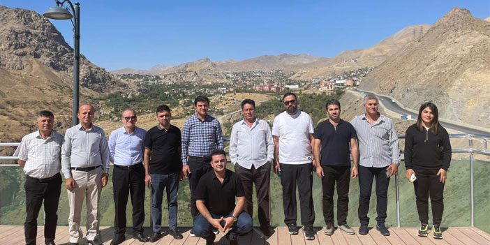 Iraklı Turizmciler Hakkari’yi ziyaret etti