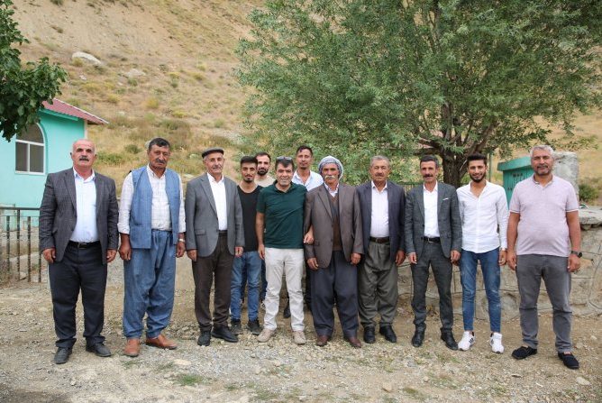 Hakkari yeni emniyet müdürü halkla kaynaşıyor