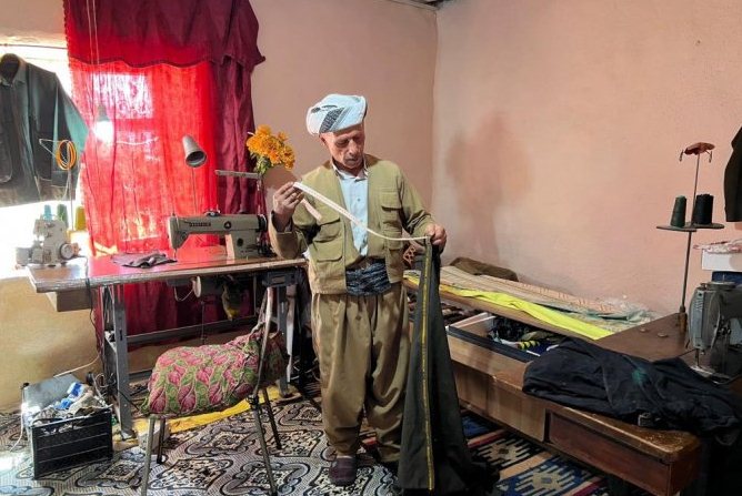 Aktütün köyünün dengbej terzisi