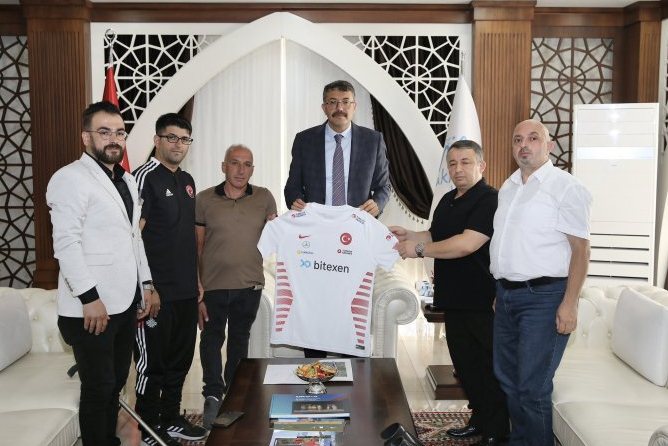 Başkan Keskin'den Vali Çelik'e ziyaret
