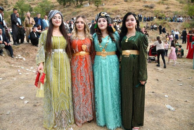 Uludere'de yöresel kıyafet giyme zorunluluğu