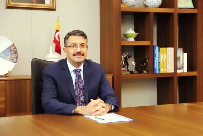 Vali Çelik'ten 4 bin 900 öğretmene mektup