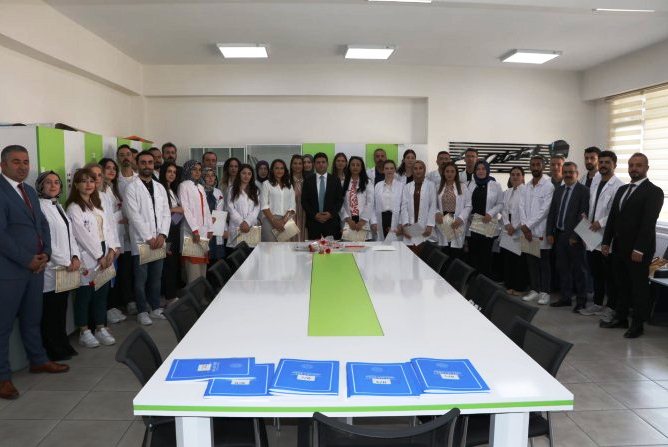 Vali Çelik'in mektubu öğretmenlere iletildi