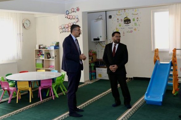 Vali Ali Çelik, Kuran Kursu’nu ziyaret etti