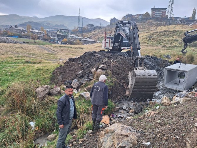 Hakkari Bağlar 313 sokakta imar yolu açıldı