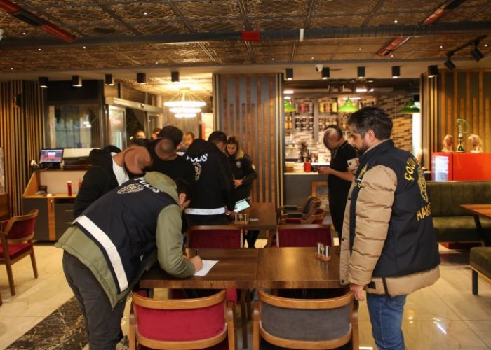 Hakkari polisi tedbirleri elden bırakmıyor