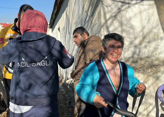 Yüksekova 112 ekipleri, Engellileri unutmadı!