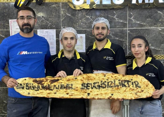 ‘Hiçbir şey başaramazsın’ denilen sağır ve dilsiz genç fırının en iyi ustası oldu