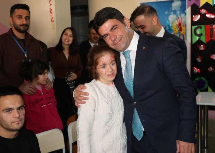HAKKARİ’DE, ‘ELİMİ TUTSAN ENGELİMİ UNUTSAM’ ETKİNLİĞİ