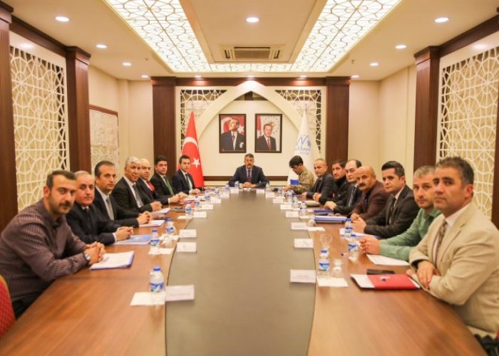 Hakkari'de taşınmaz malların değerlendirme toplantısı