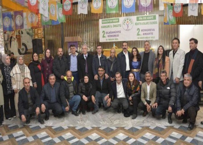 DEM Parti Hakkari’de kongreye gitti