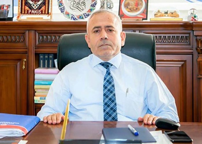 Prof. Dr. Rektör Pakiş'ten yeni yıl mesajı