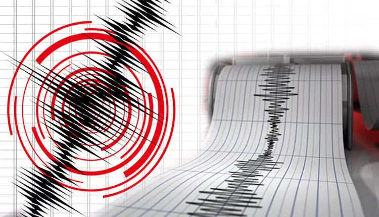 Hakkari'nin Yüksekova ilçesinde 4,4 büyüklüğünde deprem meydana geldi.