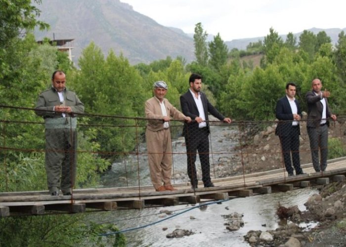 Derecik'te dere ve kanal ıslah çalışması