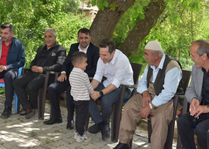 Halkımız Hizmetin En İyisine Layık