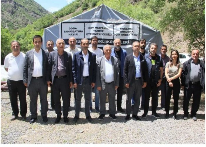 Hakkarili STK'lardan Maden eylemine destek ziyareti