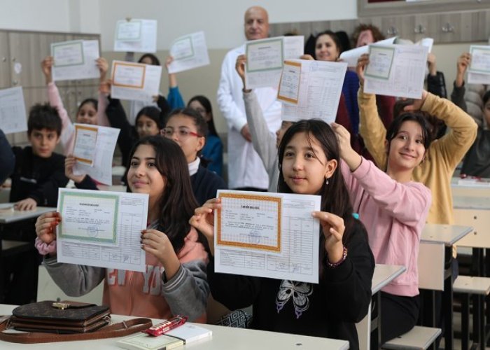 Okullarda son ders zili yarın çalacak
