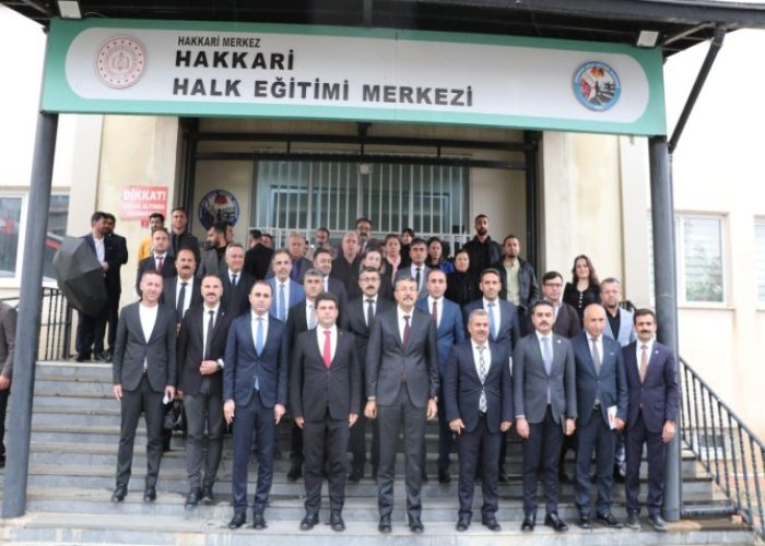 Vali Çelik "Eğitime her türlü desteği sunacağım"