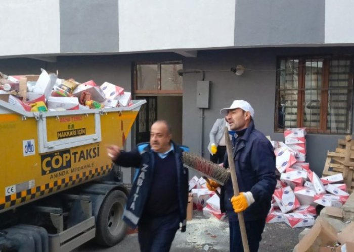 Hakkari zabıtası bozuk ürünleri imha etti