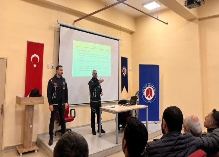 Hakkari polisinden özel güvenlikçilere eğitim