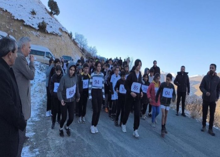 Armutdüzü, Kolbaşı köy yolunda antrenman