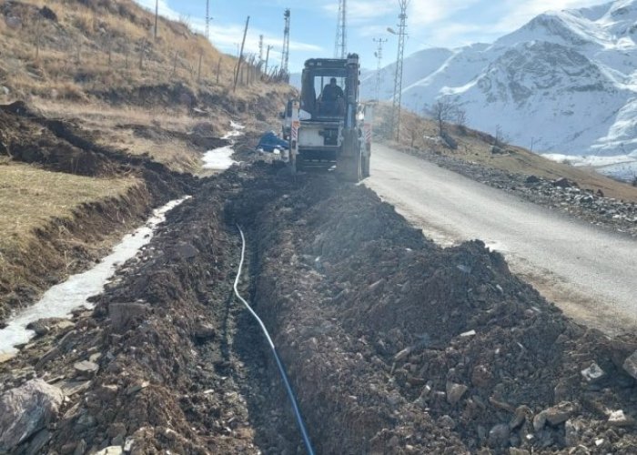 Hakkari’de tekstilkent için su hattı çekiliyor