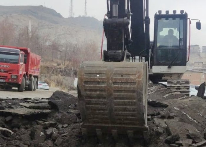 Hakkari'de tehlikeli rampa düşürülüyor