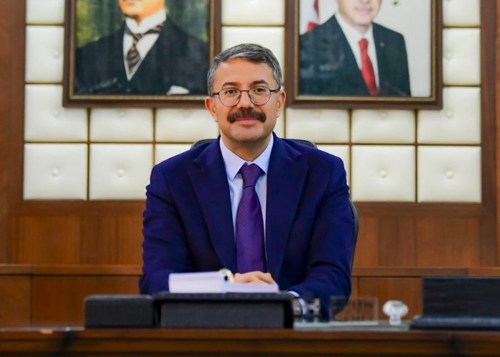Hakkâri Valisi Ali Çelik’ten Miraç Kandili Mesajı Hakkâri Valisi Ali Çelik’ten Miraç Kandili Mesajı