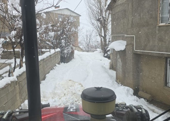 Hakkari Belediyesi’nden “Yola Kar Atmayın” Uyarısı